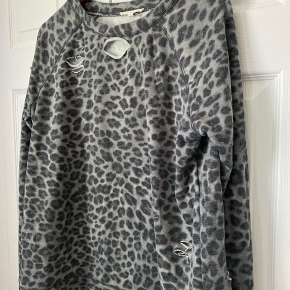 Grey Leopard Distressed Sweatshirt - Picture 2 of 4